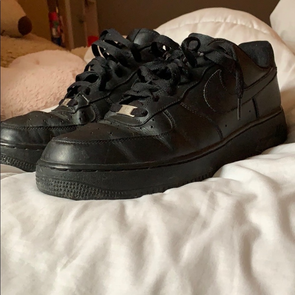 Black nike Air Force 1